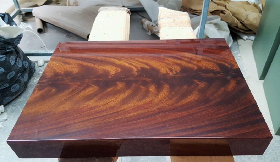 Marine interior finishing (Γυαλιστερό)