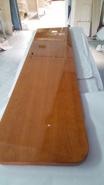 Marine interior finishing (Γυαλιστερό)
